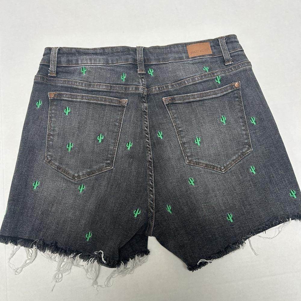 Judy Blue Hi-Rise Gray Cactus Denim Jean Shorts Size Large Style #150111 Raw Hem - Picture 6 of 6